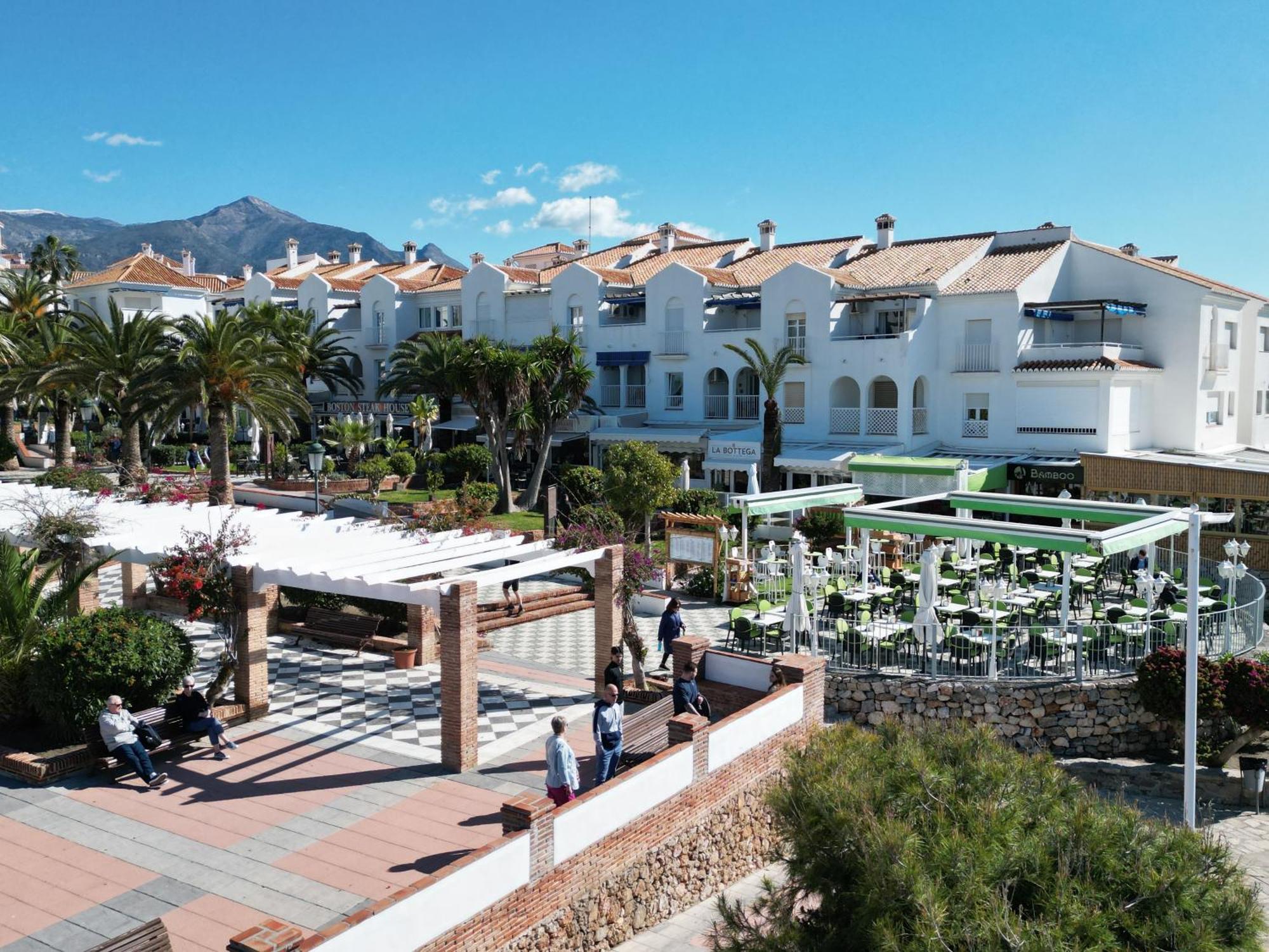 Edf. 4 Caminos Appartement Nerja Buitenkant foto